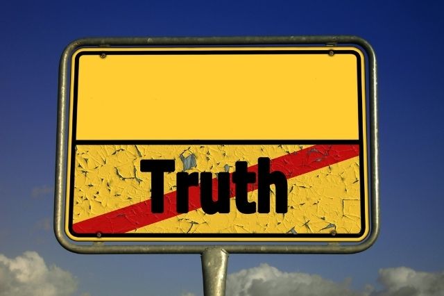 75 Poems about Truth and Its Essence - khamush.com