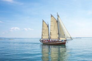 sail-into-smooth-waters-diy-boat-maintenance-made-easy-with-expert-tips