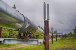 Heavy Machines Behind Successful Pipeline Infrastructure Projects
