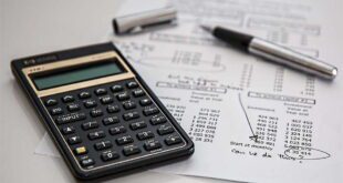 How Can Businesses Choose the Right Insurance Options for Employees